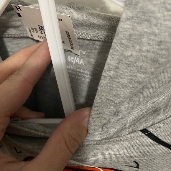 Brand New 4T Boys Outfit - Picture 4 of 4